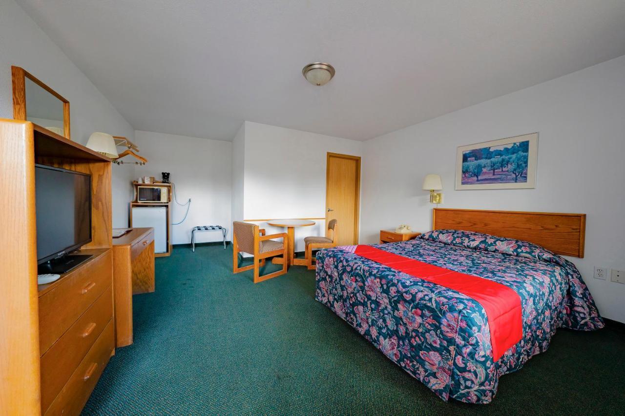 Oyo Riverside Inn John Day Or Экстерьер фото