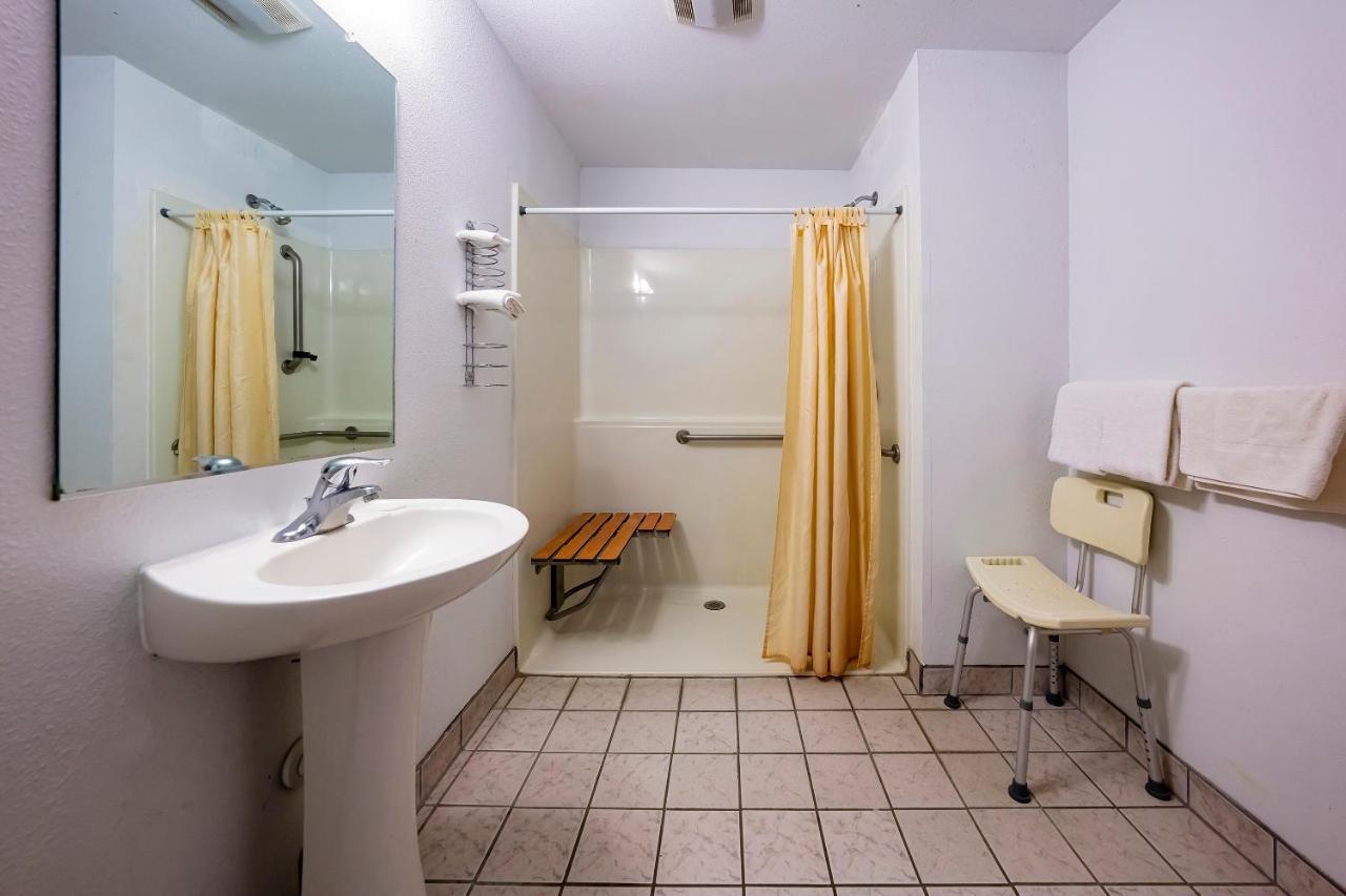 Oyo Riverside Inn John Day Or Экстерьер фото